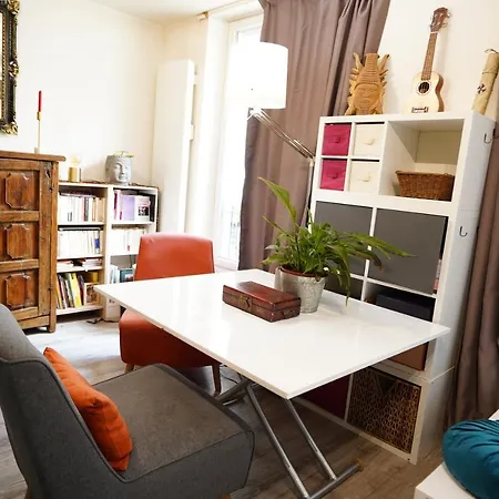 Apartamento Au Calme Et Bien Desservi París
